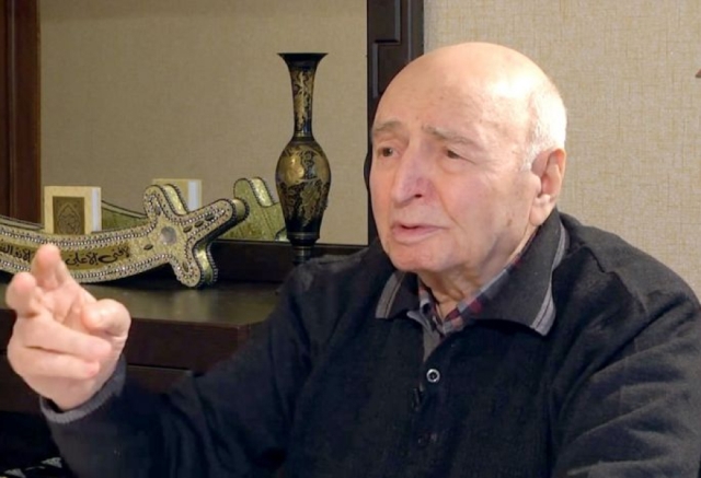 Yazıçı Vidadi Babanlı vəfat edib