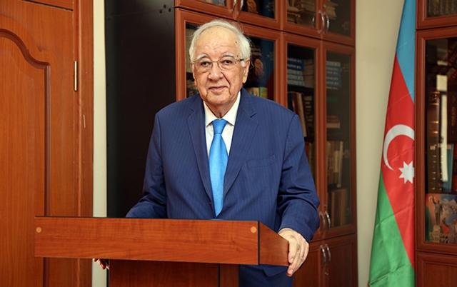 Hidayət Orucov vəfat edib