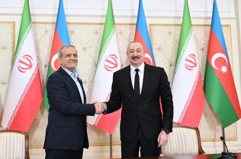 İlham Əliyev Məsud Pezeşkiana təşəkkür edib